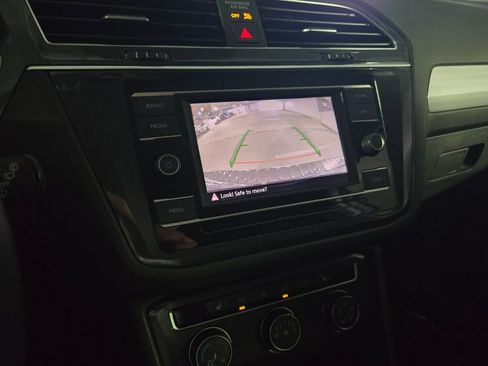 Certified 2023 Volkswagen Tiguan S FWD image 20