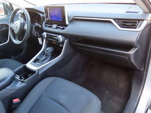 Used 2024 Toyota RAV4 LE image 10