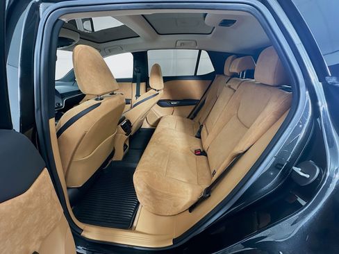 Used 2023 Lexus RZ 450e Premium w/ Accessory Package (2T) image 27