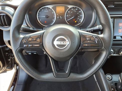 Used 2024 Nissan Kicks S image 20