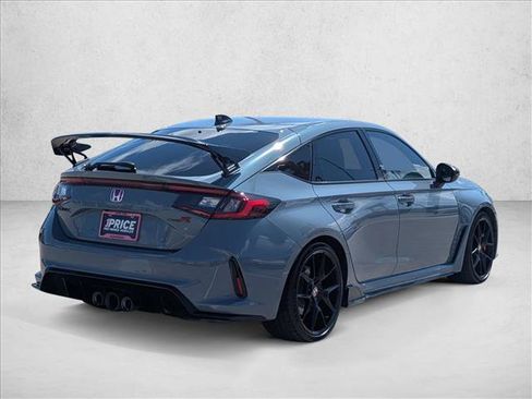 Used 2024 Honda Civic Type R image 5