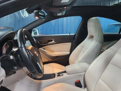 Used 2014 Mercedes-Benz CLA 250 4MATIC image 8