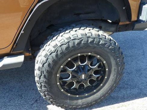 Used 2011 Jeep Wrangler Unlimited 70th Anniversary w/ Dual Top Group image 6