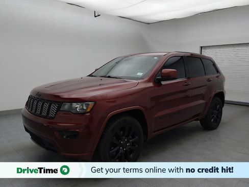 Used 2019 Jeep Grand Cherokee Altitude image 1