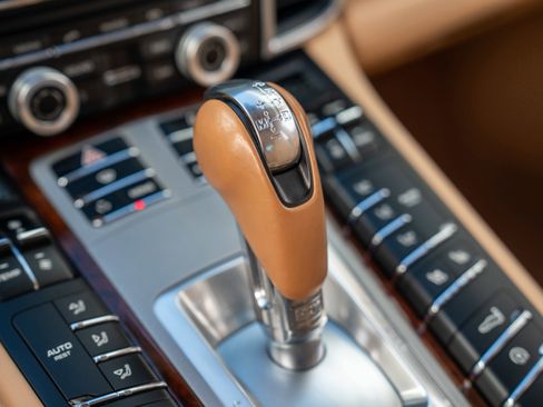 Used 2012 Porsche Panamera AWD/4WD image 23