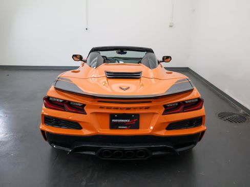 Used 2023 Chevrolet Corvette Z06 RWD image 11