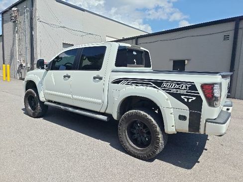 Used 2013 Nissan Titan PRO-4X AWD/4WD image 5