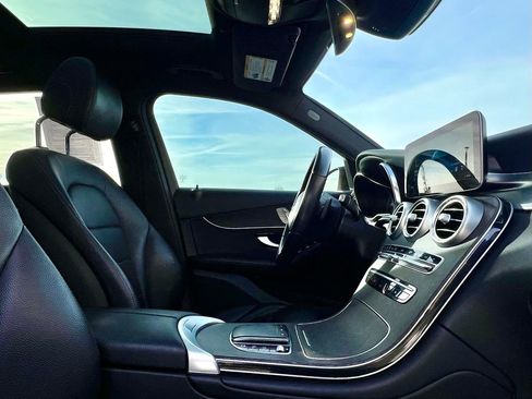 Certified 2022 Mercedes-Benz GLC 300 4MATIC image 9