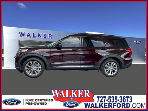 Certified 2022 Ford Explorer XLT w/ Equipment Group 202A RWD image 1