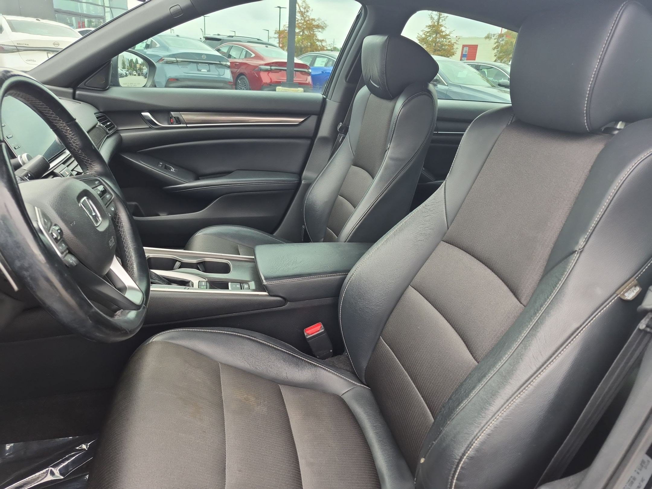 Used 2018 Honda Accord Sport image 15