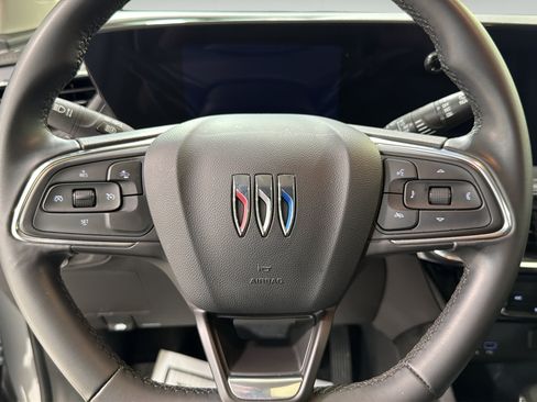 Used 2025 Buick Encore GX Sport Touring FWD image 11