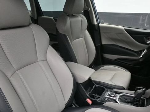 Used 2023 Subaru Forester Limited w/ Popular Package #2 AWD/4WD image 15