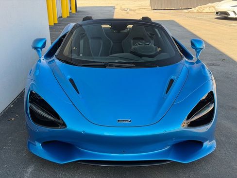 Used 2024 McLaren 750S Spider image 3