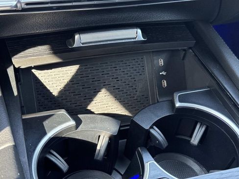 Used 2025 Mercedes-Benz GLE 450e GLE 450e image 24