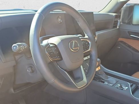 Certified 2025 Lexus GX 550 w/ Accessory Package (2T) AWD/4WD image 18