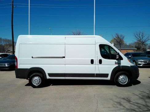 Used 2017 RAM ProMaster 2500 image 5