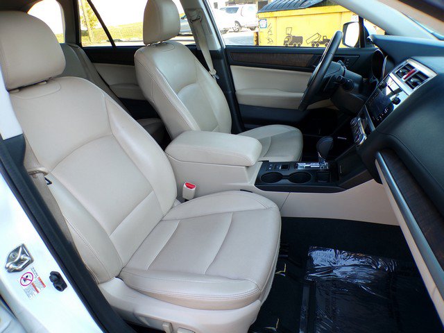 Used 2017 Subaru Outback 2.5i Limited w/ Popular Package #5 AWD/4WD image 15