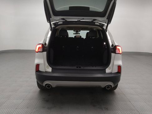 Used 2020 Ford Escape SE Sport image 29