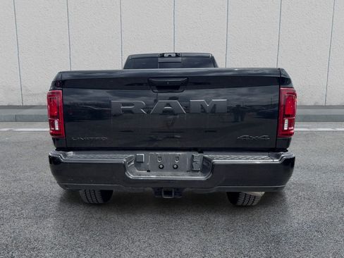 Used 2025 RAM 2500 Limited AWD/4WD image 6