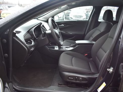 Used 2023 Chevrolet Malibu LT image 19