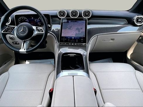 Certified 2026 Mercedes-Benz GLC 300 4MATIC image 9