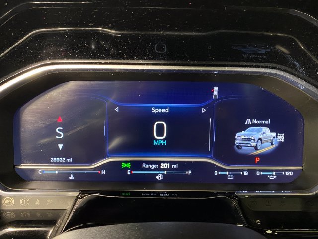 Certified 2023 Chevrolet Silverado 1500 LTZ w/ LTZ Premium Package AWD/4WD image 17