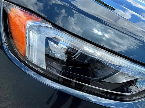 Used 2024 Ford Edge ST image 27