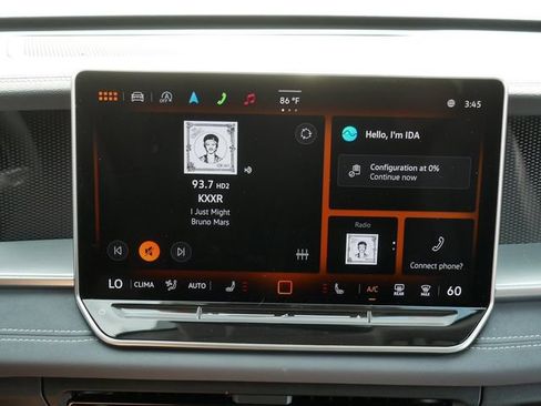 Certified 2025 Volkswagen Tiguan SE AWD/4WD image 28