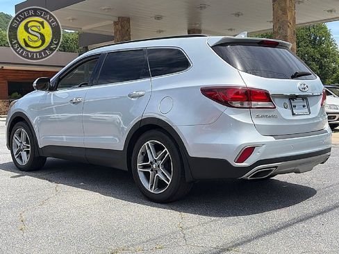 Used 2017 Hyundai Santa Fe FWD image 4
