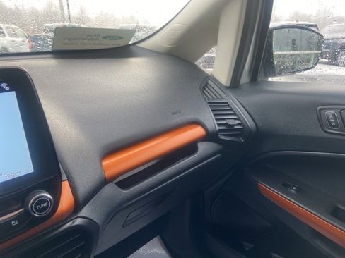 Used 2018 Ford EcoSport SES image 19