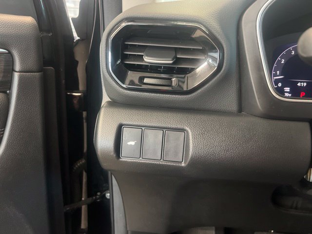 Used 2026 Honda Pilot Touring image 15