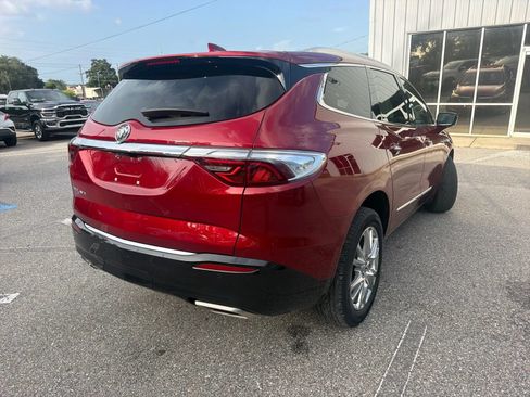 Used 2023 Buick Enclave Premium FWD image 7