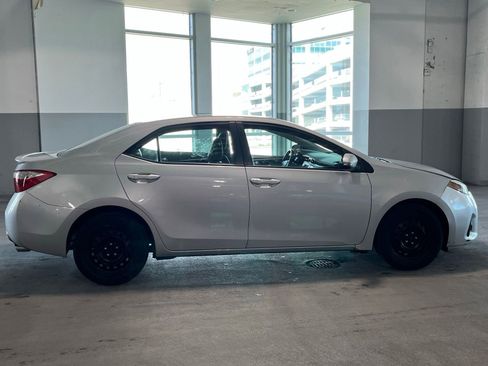Used 2014 Toyota Corolla S FWD image 12