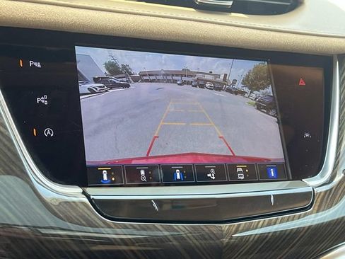 Certified 2024 Cadillac XT6 Sport w/ LPO, Onyx Lite Package AWD/4WD image 25