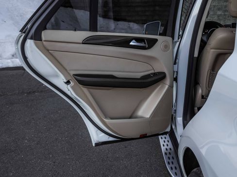 Used 2017 Mercedes-Benz GLE 350 4MATIC image 19