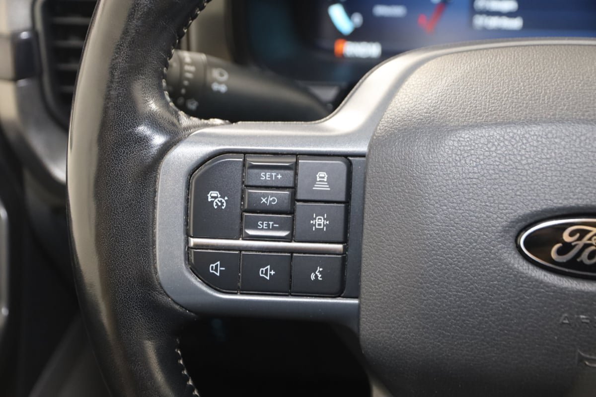 Used 2024 Ford F150 Lariat AWD/4WD image 34