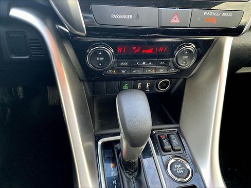 Used 2023 Mitsubishi Eclipse Cross SE image 30