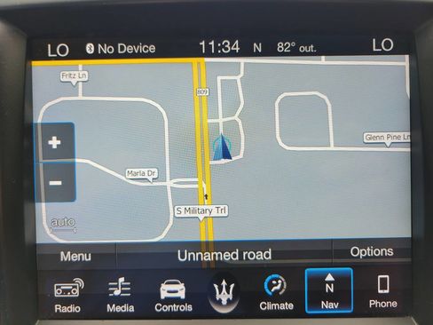 Used 2018 Maserati Levante GranSport image 32