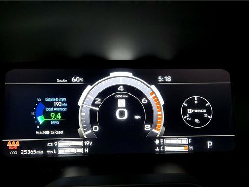 Used 2024 Toyota Tundra Limited image 27