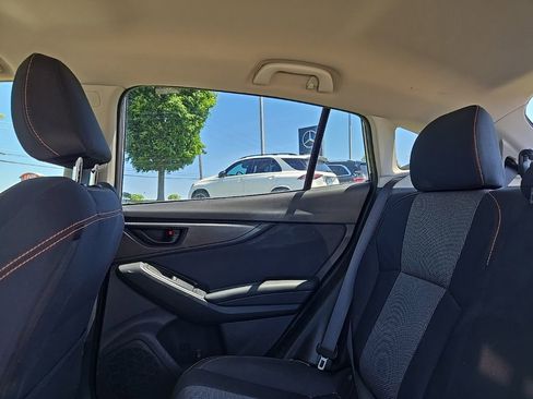 Used 2018 Subaru Crosstrek 2.0i Premium AWD/4WD image 32
