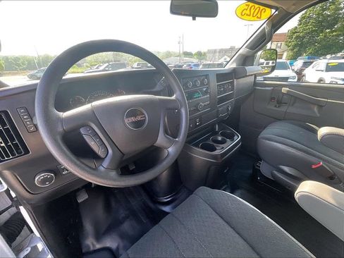 Used 2025 GMC Savana 2500 w/ Driver Convenience Package RWD image 17