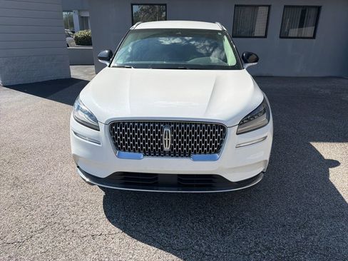 Used 2022 Lincoln Corsair FWD w/ Equipment Group 101A image 4