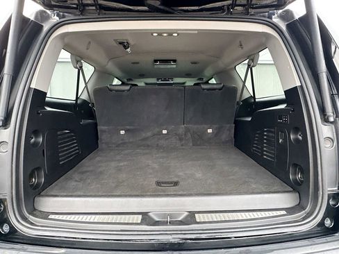 Used 2020 GMC Yukon XL SLT w/ Premium Edition image 33