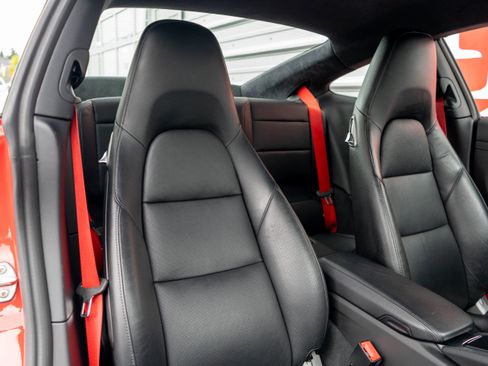 Used 2018 Porsche 911 Carrera RWD image 29