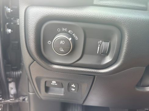 New 2026 RAM 1500 Big Horn AWD/4WD image 13