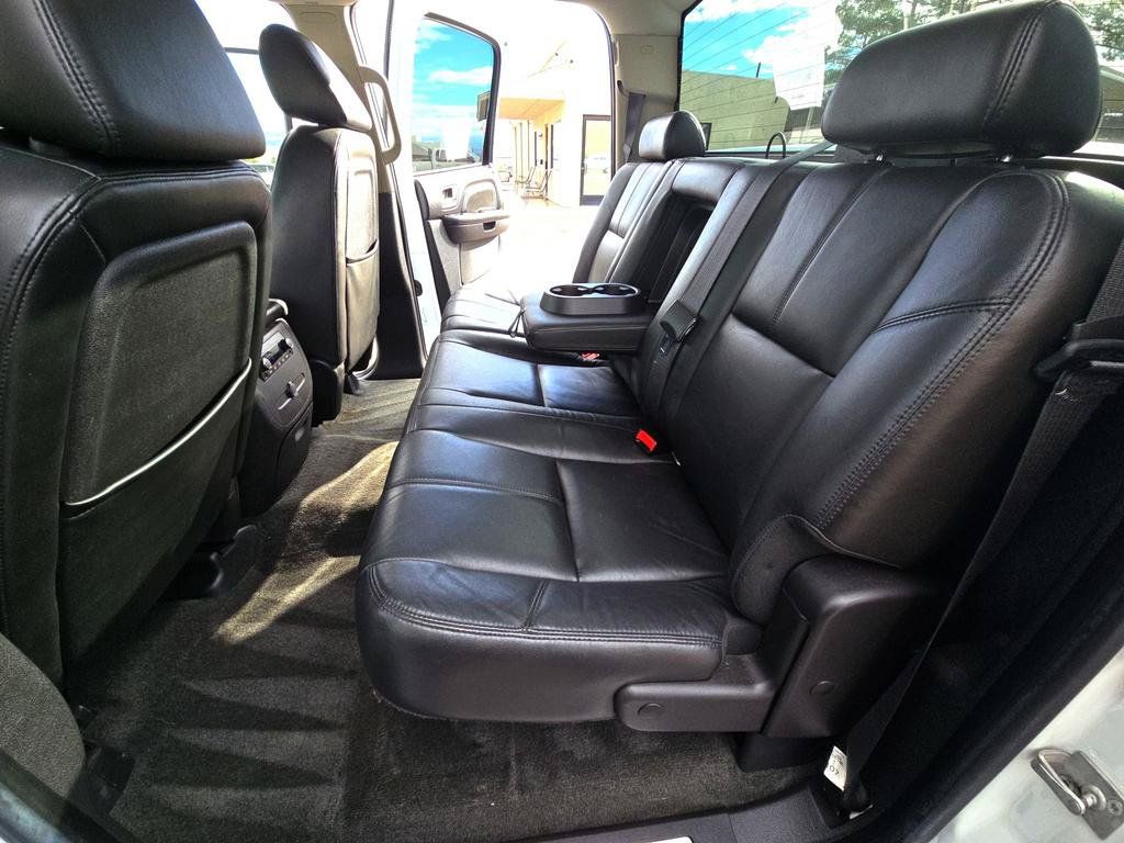 Used 2008 GMC Sierra 1500 Denali AWD/4WD image 10