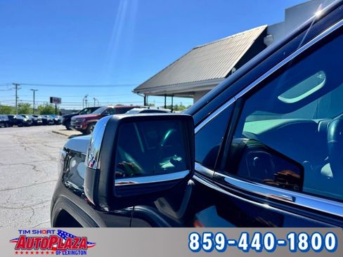 Used 2020 GMC Sierra 1500 SLT w/ SLT Premium Plus Package AWD/4WD image 18