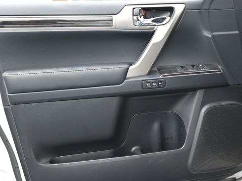 Used 2021 Lexus GX 460 Premium image 15