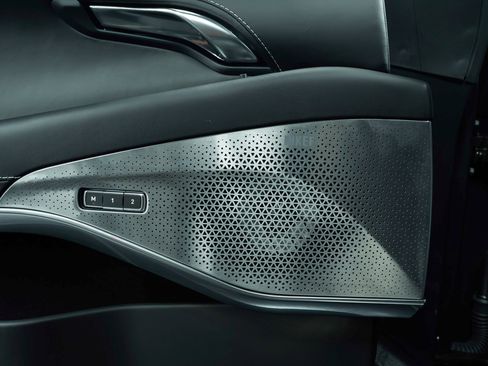 New 2025 Lotus Emira image 18