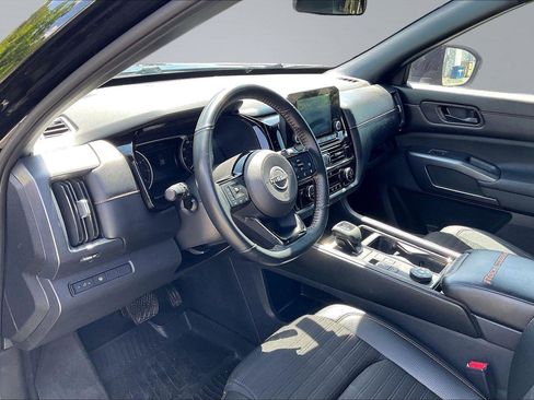 Used 2023 Nissan Pathfinder Rock Creek AWD/4WD image 14